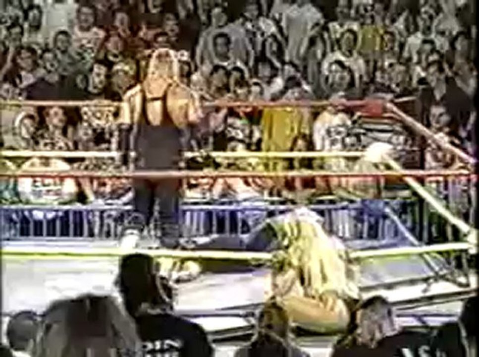 Tommy Dreamer vs Vampire Warrior