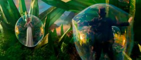 Le Monde Fantastique d'Oz - extrait en VOST : le voyage en bulles