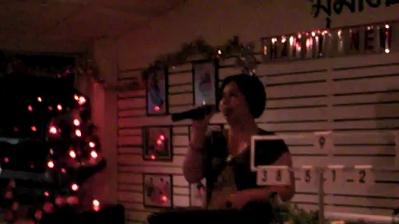 Nuch Wariya sings Tian Mimi