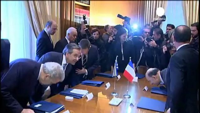 Hollande ad Atene rende omaggio agli sforzi greci