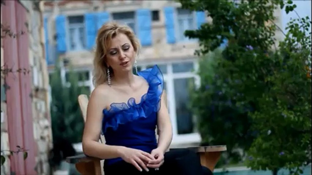 Meliha Yazıcı ~ Ellerim Böyle Boş, Boş mu Kalacaktı