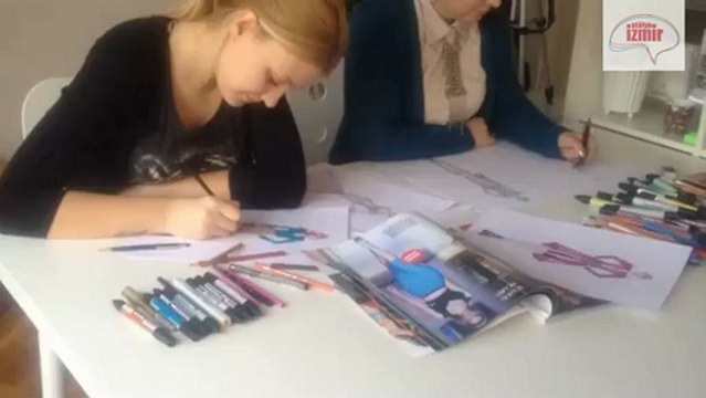 moda tasarim renkli model cizim