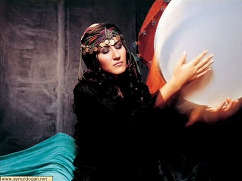 Aynur Dogan - Bir Gönüle Ask Girince