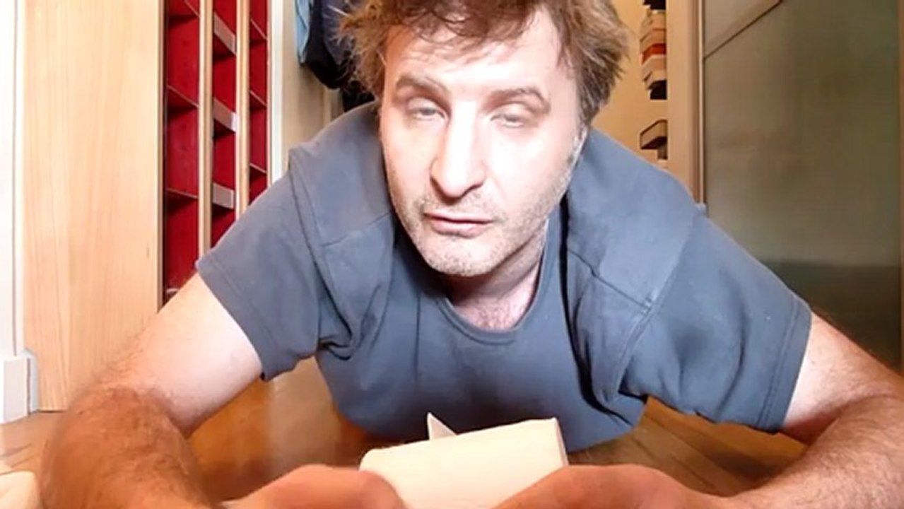 Le monde du 20 février par Cyril Perrin