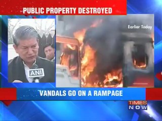 Bharat Bandh turns violent in Noida.