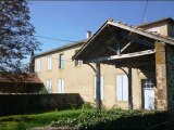 MC2387 Achat Immobilier Tarn et Garonne. Laguépie, bâtisse en pierre  avec 4 appartements d'une SH totale de 290m² sur 1100m² de terrain