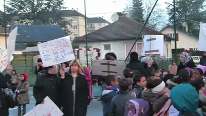 meru  : mobilisation à l'ecole bellonte contre la fermeture d'une classe