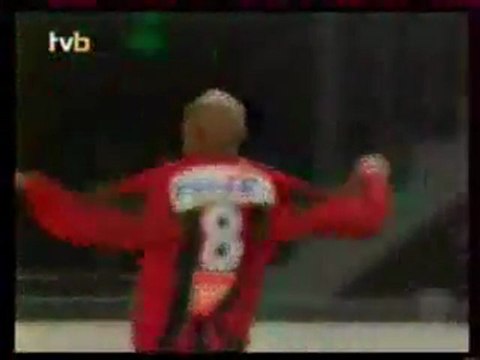 12/02/05 : Toifilou Maoulida (46') : Rennes - Caen (2-0)