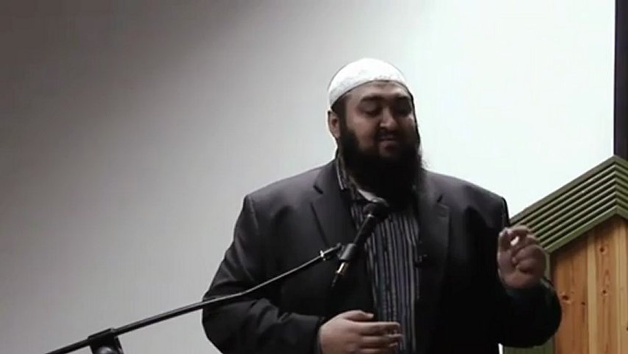 He Who Has No One Has Allah - Navaid Aziz