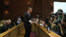 Caso Pistorius: detetive é acusado de tentativas de assassinat