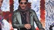 SRK Grooves On Farah Khans Moves