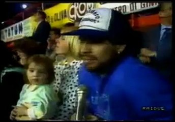 Ο Μαραντόνα βλέπει τον Όσκαρ Σμιντ