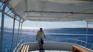 Rejs łodzią Glassboat-Zatoka Naama Bay