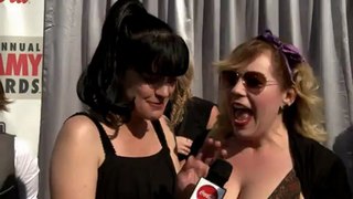 Pauley Perette and Kirsten Vangsness Red Carpet Interview - Streamy's 2013