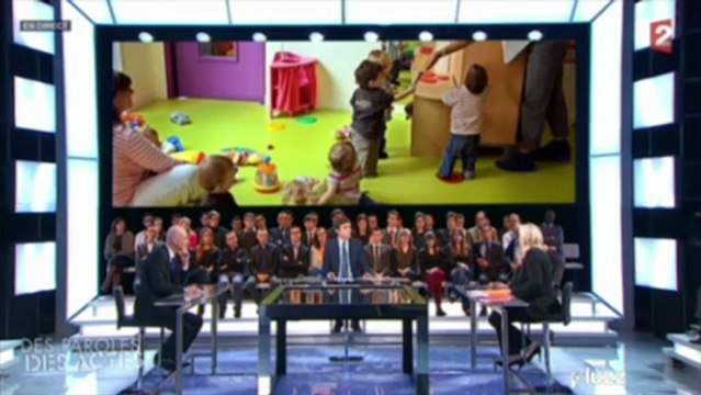 Pour Marine Le Pen, la réforme des allocations familiales est une escroquerie