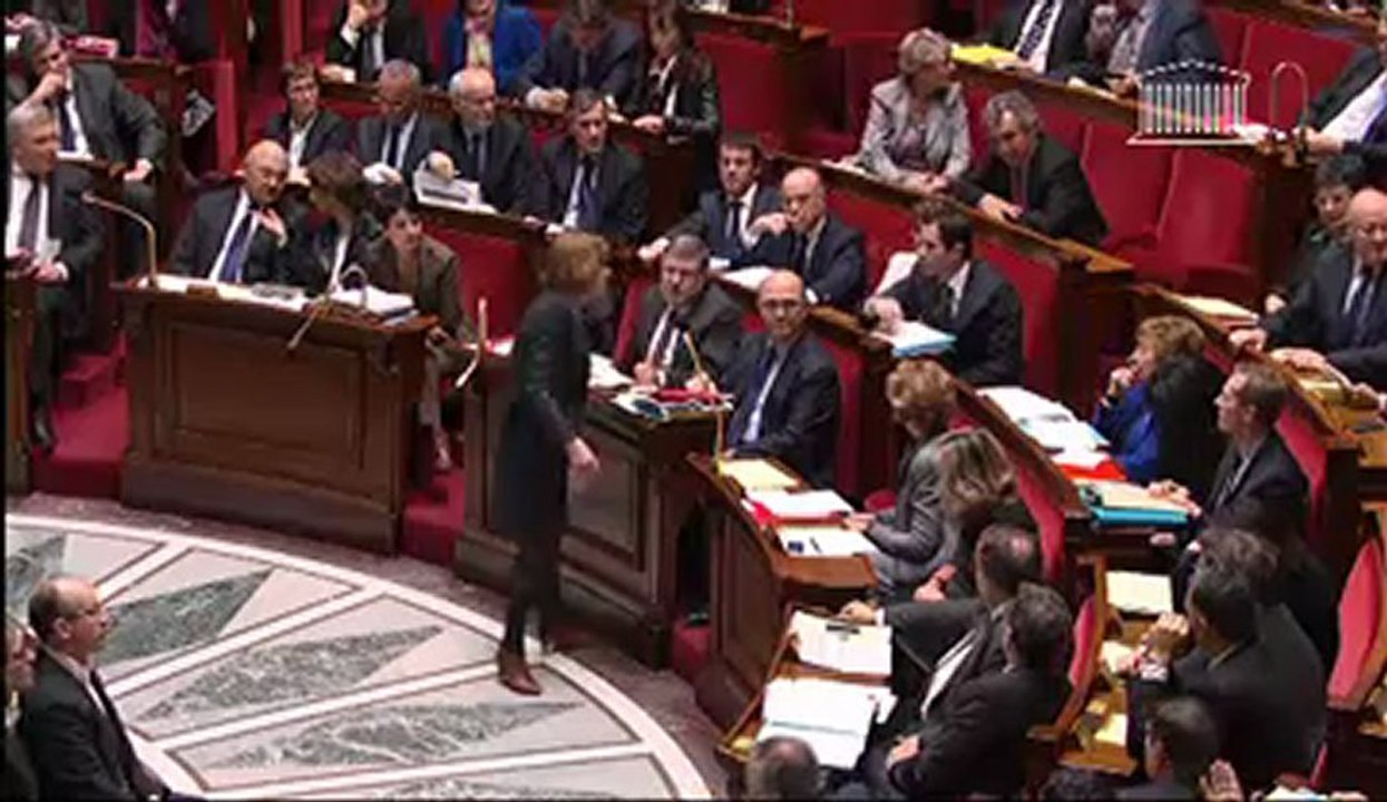 Question au Gouvernement, François Sauvadet pose une question au Gouvernement sur la croissance