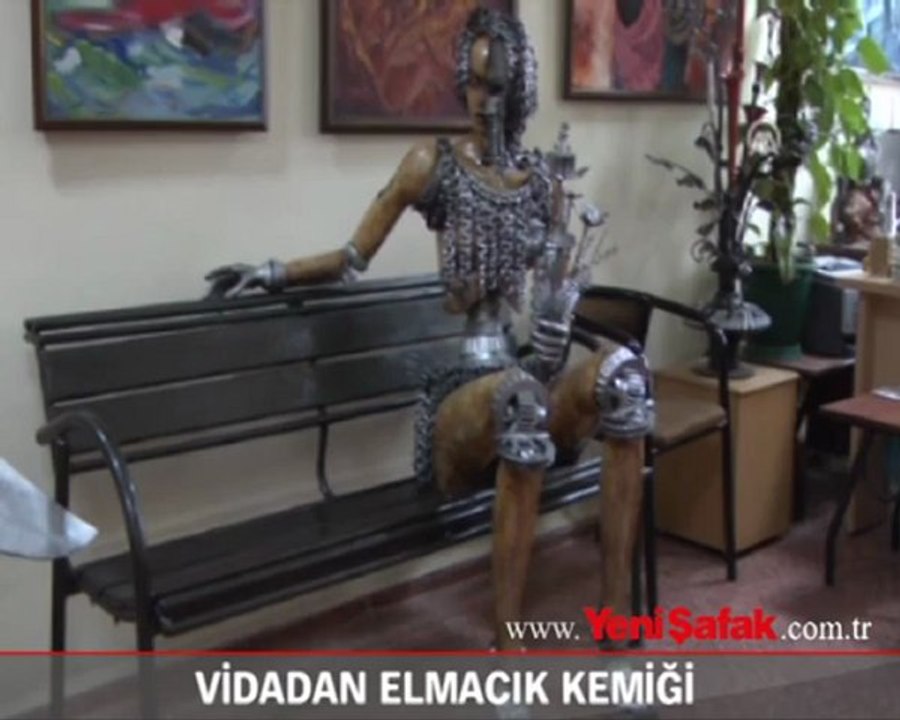 Vidadan elmacık kemiği