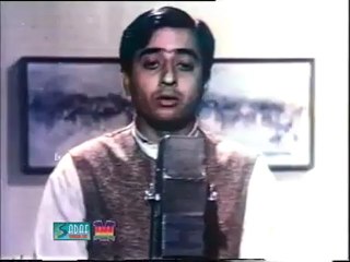 Aashiyaan jal gaya gulsitaan luT gaya Habib Wali