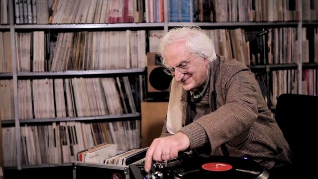 Bertrand Tavernier, le 28 Février dans Radio Vinyle