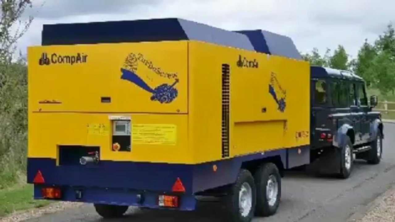 ERKE Dış Ticaret ltd., Compair TurboScrew Diesel Portable Compressor Presentation