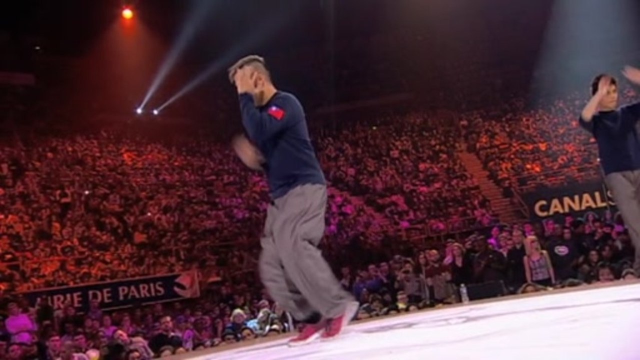 POPPING style dance battle: Monsta Pop & Venom (Canada) vs PopChen & Popjs (Singapore)