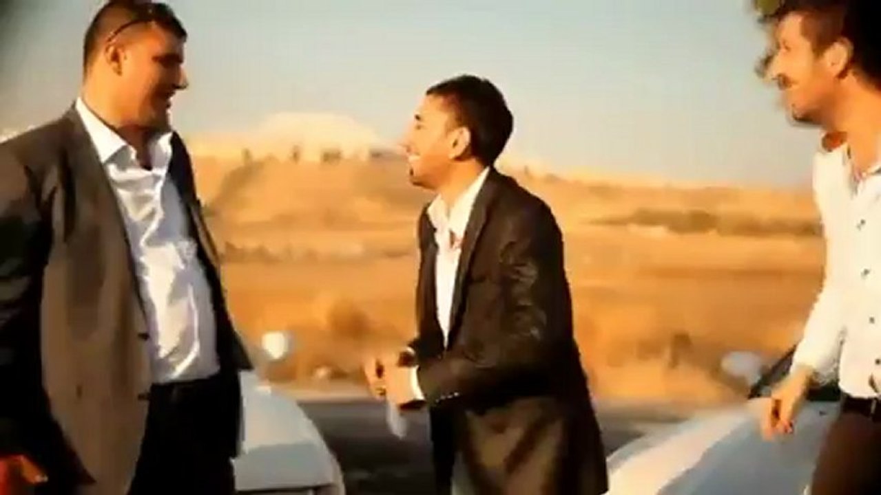 Ankaralı Hüseyin - ''La'' Bize Her Yer Angara -