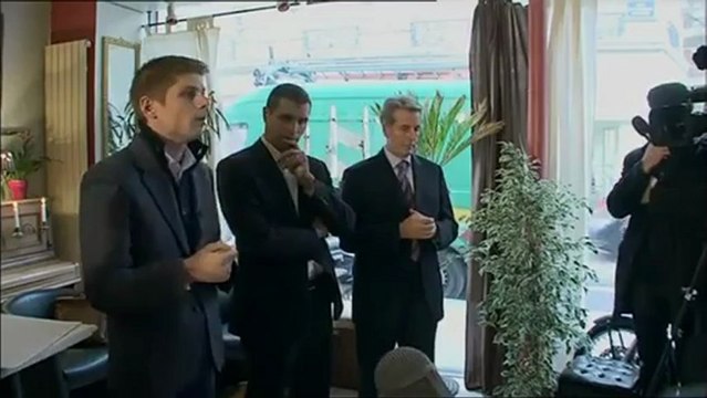 Identitaires : les cochons démasqués