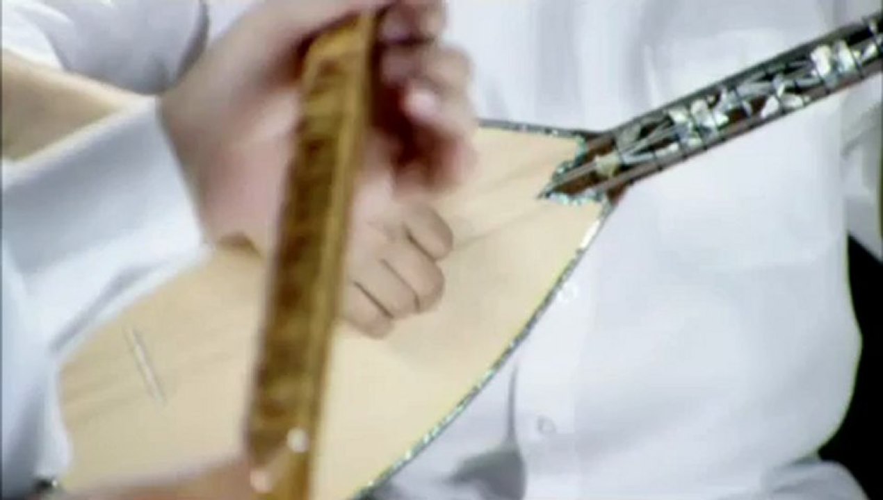 GüLer DuMan Yarsız ÇekiLmiyor  www.Kaliteses.com FarkıyLa GüzeL Bir GüLer Duman Yorumu