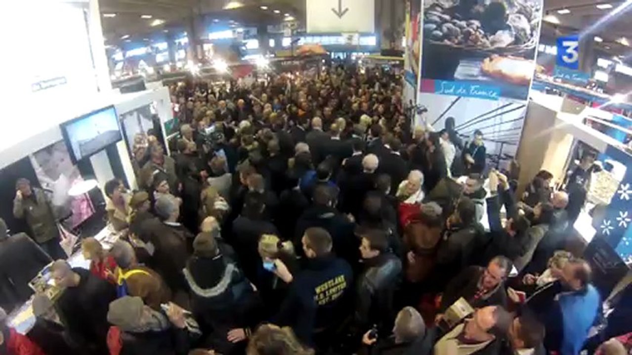 SIA 2013 : François de passage sur les stands des régions