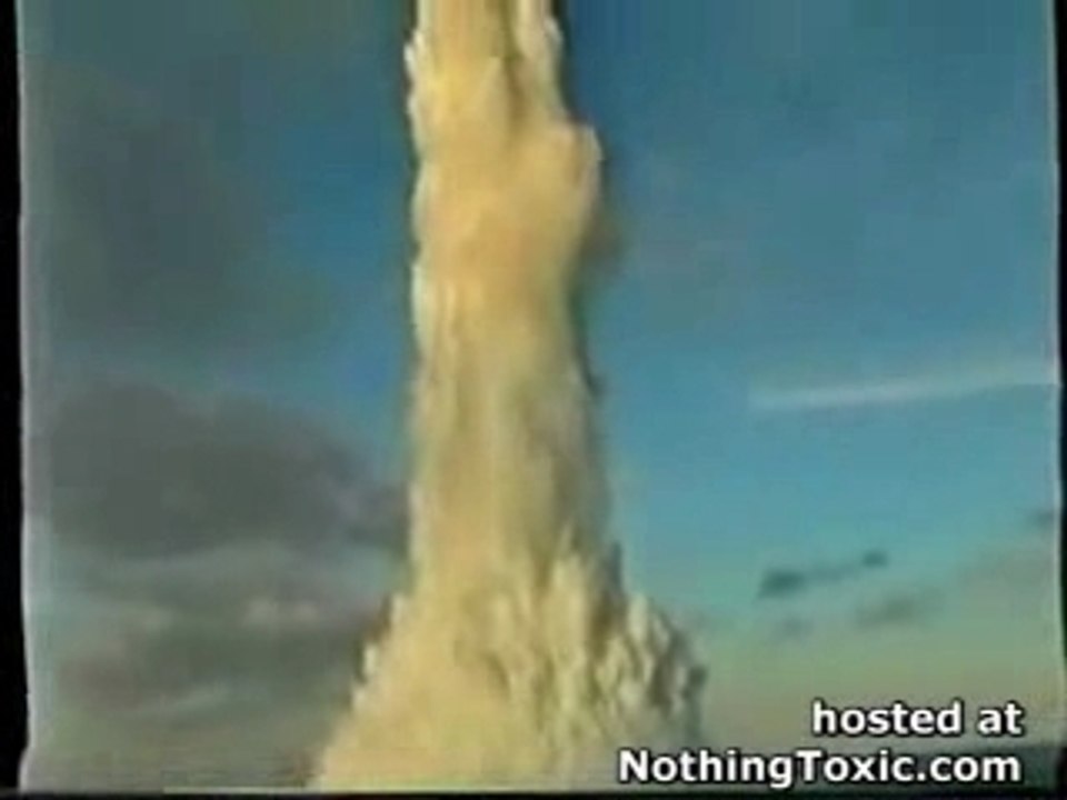 Essaye d'une bomb sous l' ocean