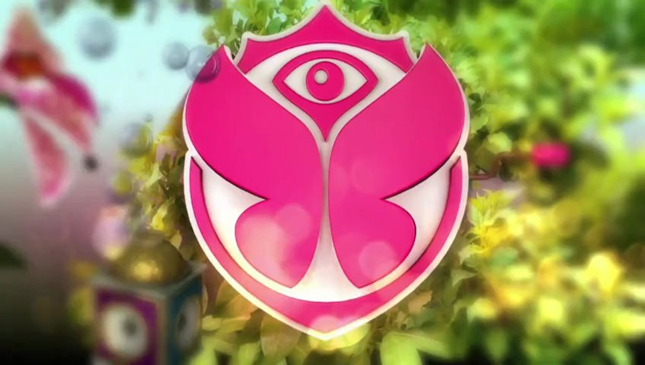 Kissing at Tomorrowland 2012