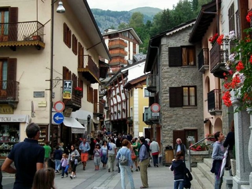 COURMAYEUR - ITALIE -