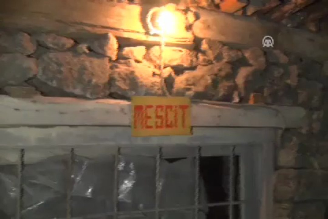 15 yıldır ''tuz mescitte'' ibadet ediyorlar