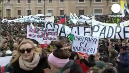 Papa Bento XVI diz "Foi a vontade de Deus" e não os escândalos o motivo da renuncia