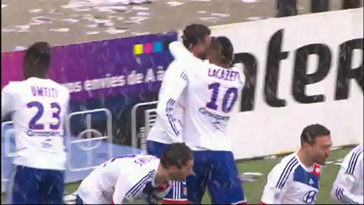 But Rachid GHEZZAL (50ème) - Olympique Lyonnais - FC Lorient (3-1) - saison 2012/2013