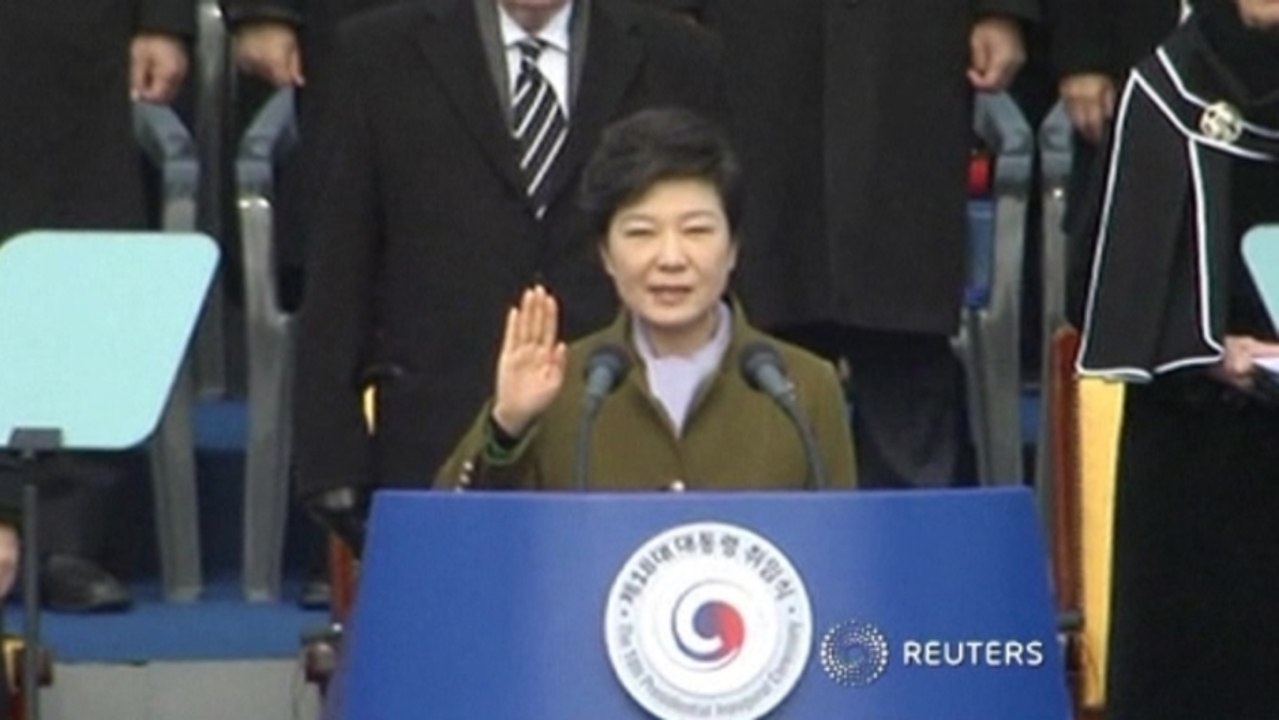 Guen-hye inaugurated