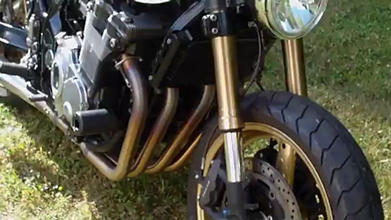 1200 Suzuki inazuma Café-Racer by Raspo-concept mai 2011