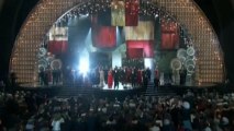 Les Miserables' Oscars 2013 on stage cast medley .