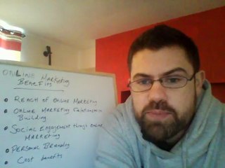 Online marketing benefits for small business / An online presence