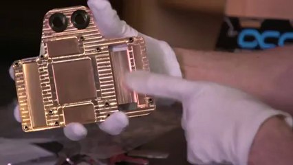 Alphacool NexXxos NVXP GTX 670 Full Cover Water Block Unboxing & First Look Linus Tech Tips