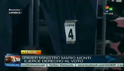 Mario Monti ejerce su derecho al voto