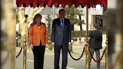 Merkel discusses Turkey's EU ambitions on visit on Ankara