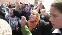 Palestinians bury prisoner who died in Israeli jail