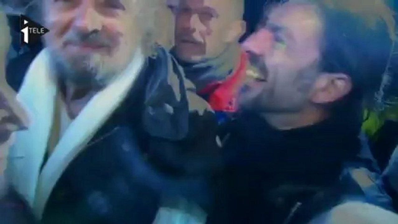 Italie : Beppe Grillo fait entendre sa voix