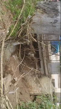 Κάτοικος Χαλανδρίου μιλά για το πως είδε το σπίτι της να καταστρέφεται