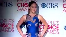 Jennifer Lawrence Falls at Oscars