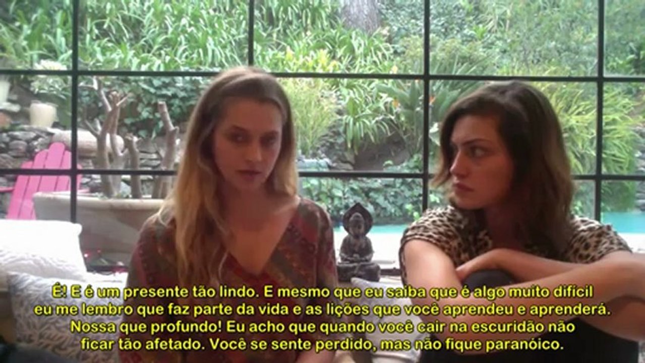 'Papo Zen' com Phoebe Tonkin e Teresa Palmer