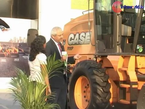 Case brings to India F Series Wheel Loaders and B Series Motor Grader