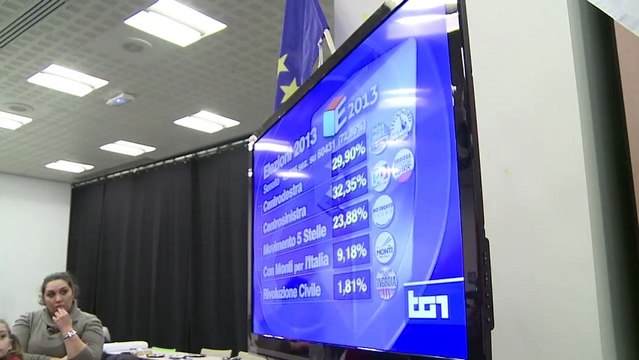 Soirée électorale pour les législatives italiennes à Solférino