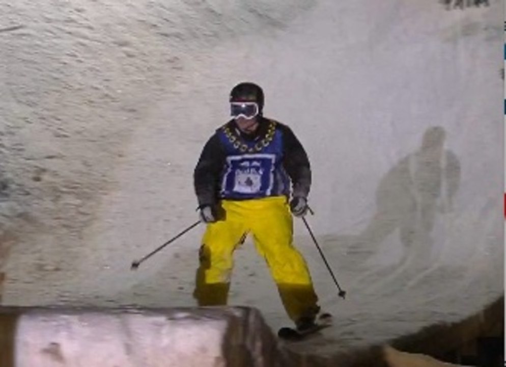 Inner City Slopestyle Ski Contest - Red Bull Playstreets 2013